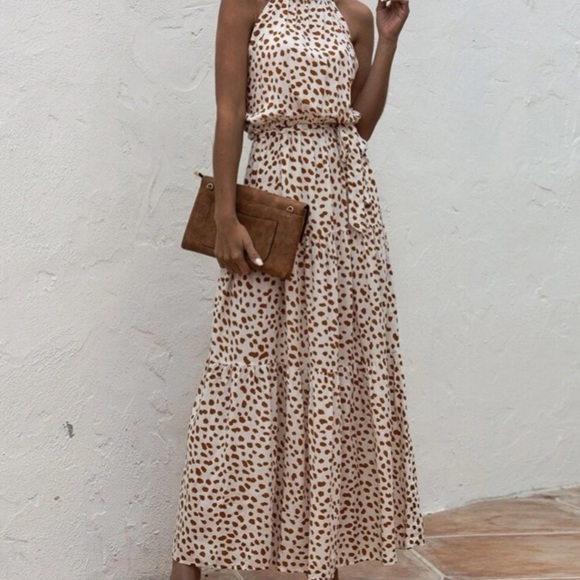Boho cream brown halter dot belted maxi dress - Picture 4 of 11